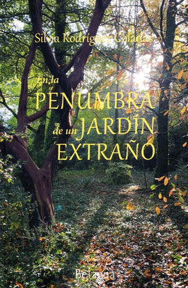 EN LA PENUMBRA DE UN JARDN EXTRAO