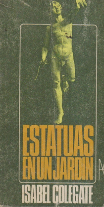 ESTATUAS EN UN JARDIN