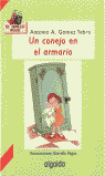 UN CONEJO EN EL ARMARIO