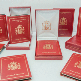 ESTUCHE CONSTITUCI�N ESPA�OLA 1978-2018. 40 A�OS DE CONVIVENCIA