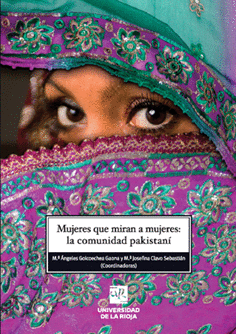 MUJERES QUE MIRAN A MUJERES
