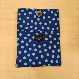 BOLSA PORTALIBROS LIGHT BLUE GRANDE. BY LONGA VIDA